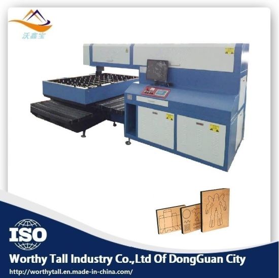 Máquina de sierra plana automática para la fabricación de troqueles de tablero de madera