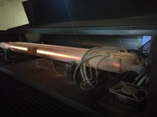 Tubo láser de CO2 de 300 vatios para máquina de corte por láser