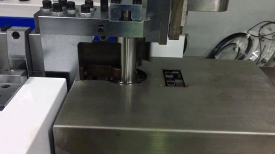 Dobladora de las cuchillas del CNC de la precisión para cortar con tintas
