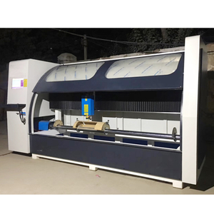 Nueva máquina de corte de madera giratoria de Madera CNC de CNC de color medio ambiente CNC Cutting Máquina de corte